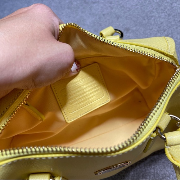 COACH Canary Yellow Bennett Pebbled Leather Barrel Style Top Handle Handbag - Picture 9 of 12